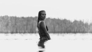How to start loving yourself and practice self-love daily.